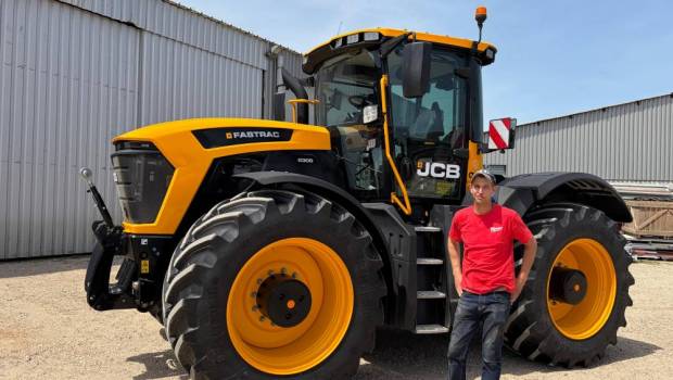 Le Fastrac JCB gagne ses galons en TP