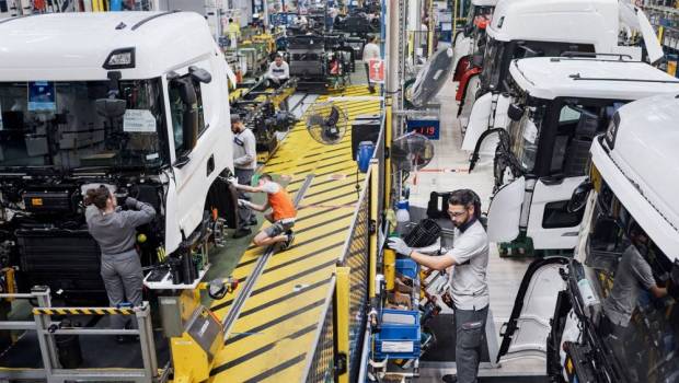 Choose France : Scania va produire ses camions électriques à Angers