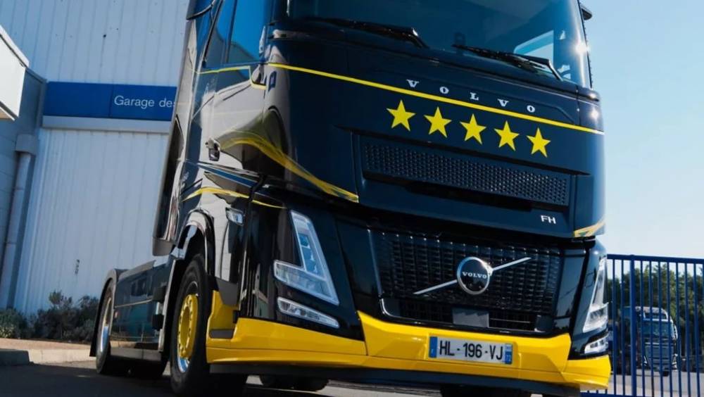 Frimas Trans reçoit le premier Volvo FH Euro NCAP édition limitée en France