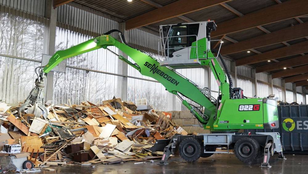 ESG mise sur deux pelles Sennebogen 822 G pour moderniser sa gestion des déchets