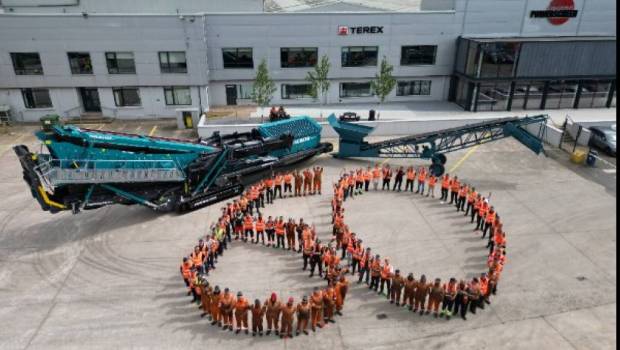 Powerscreen a 60 ans et rend hommage aux femmes et aux hommes qui ont façonné la marque