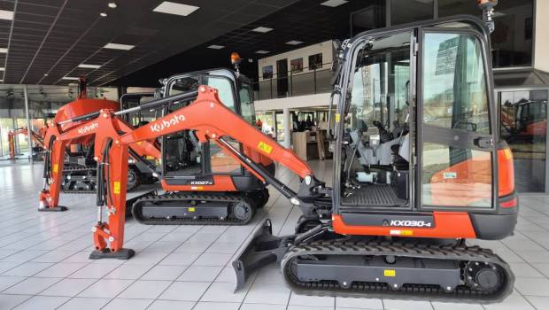 Direction Orléans pour visiter le Showroom d'ASK Service, le distributeur Kubota en région Centre