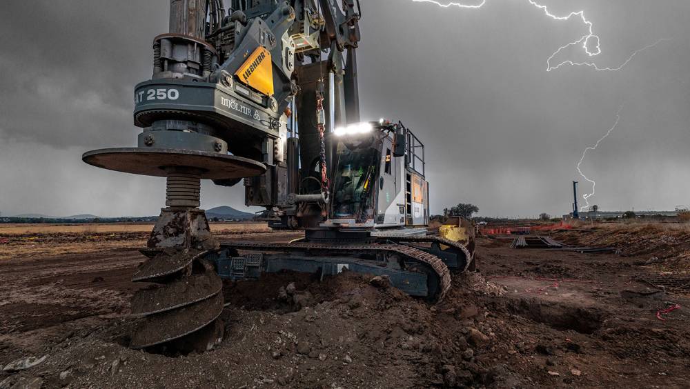 Le Viking de Liebherr à l'assaut du basalte mexicain