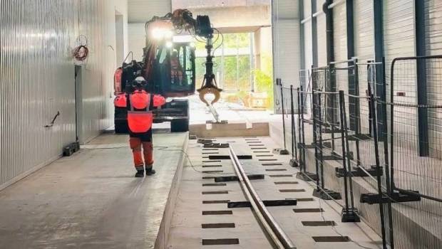 Belfort : une Kubota KW095 mobilisée pour la pose de 220 m de rails